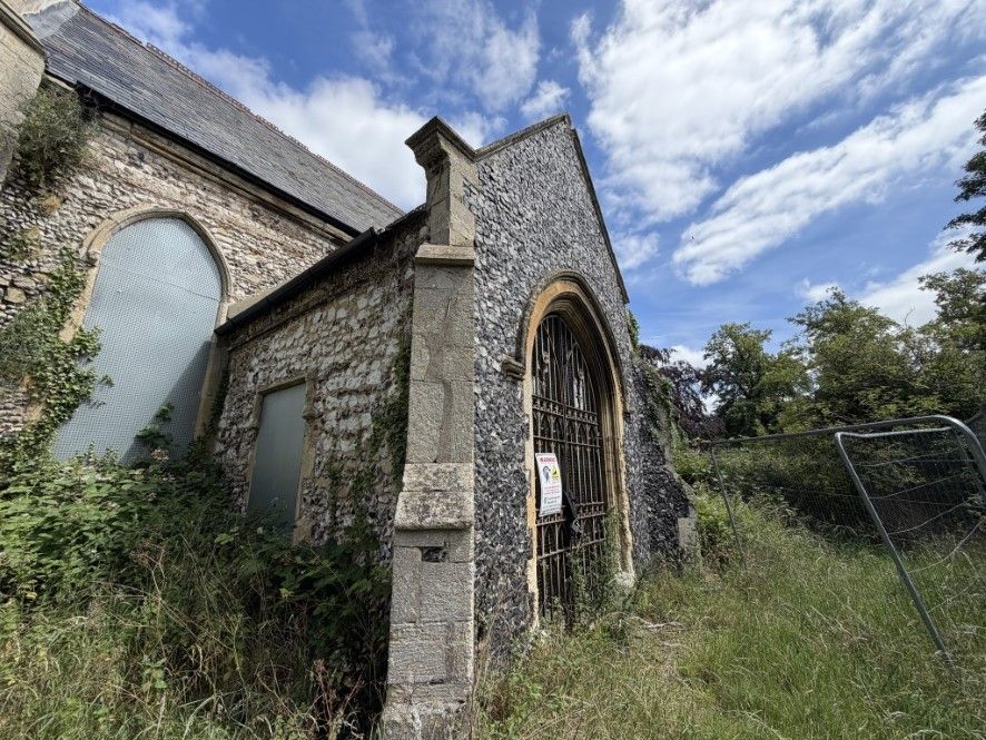 Property photo 2 of 13