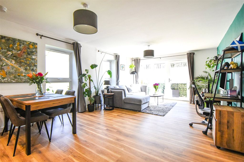 Property photo 3 of 15 Picture No. 08