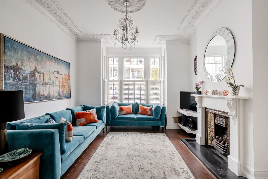Property photo 2 of 14 1511013-16-1A0336...