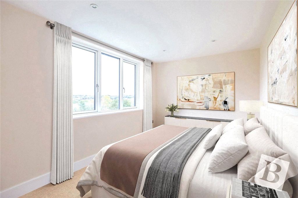 Property photo 3 of 15 Bedroom