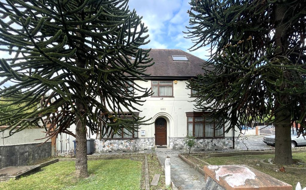 Property photo 1 of 26