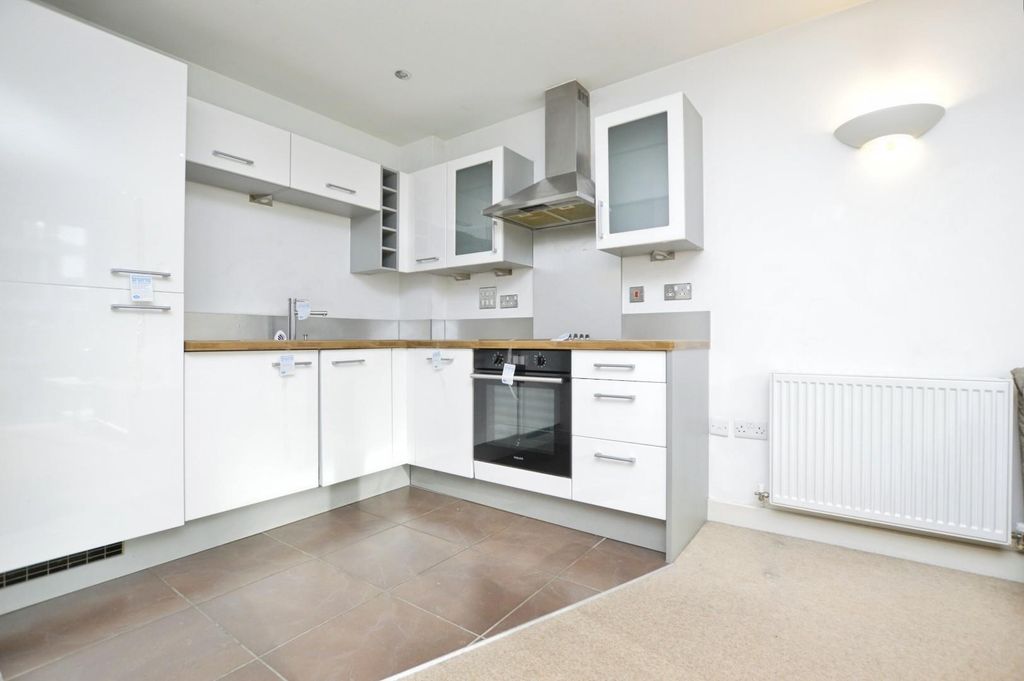 Property photo 3 of 13 E34A451c-_Dsc0599.Jpg