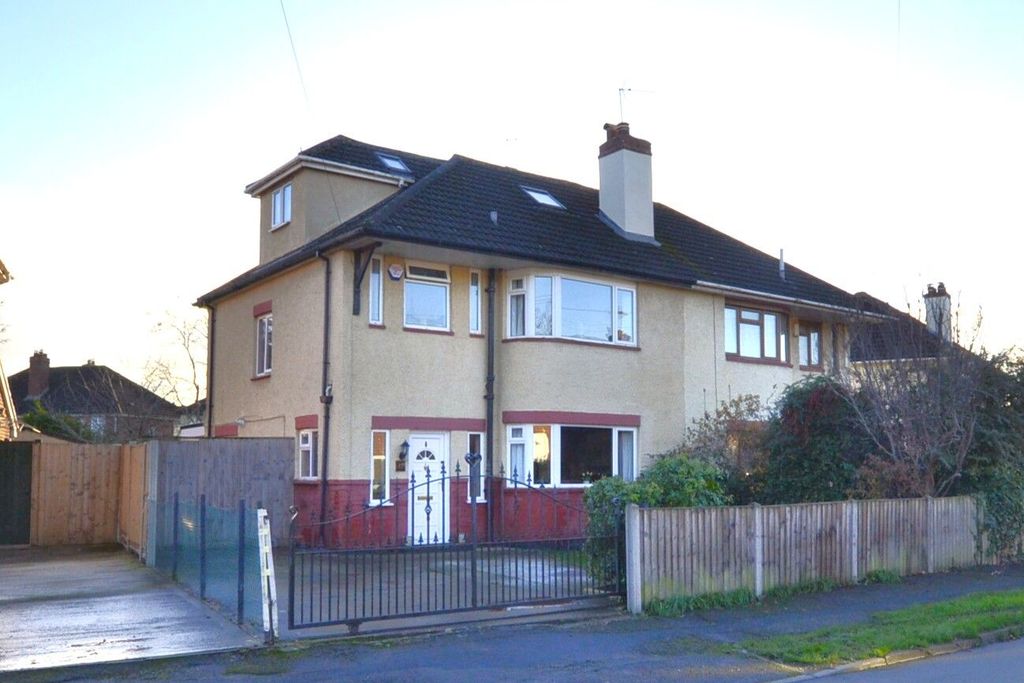 Property photo 1 of 18