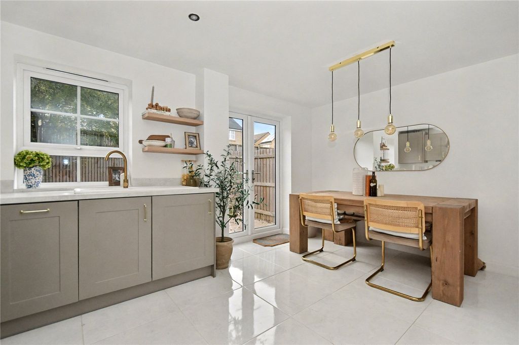 Property photo 2 of 15 Picture No. 15