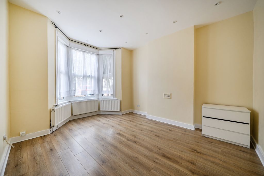 Property photo 3 of 10 1497260 (1)
