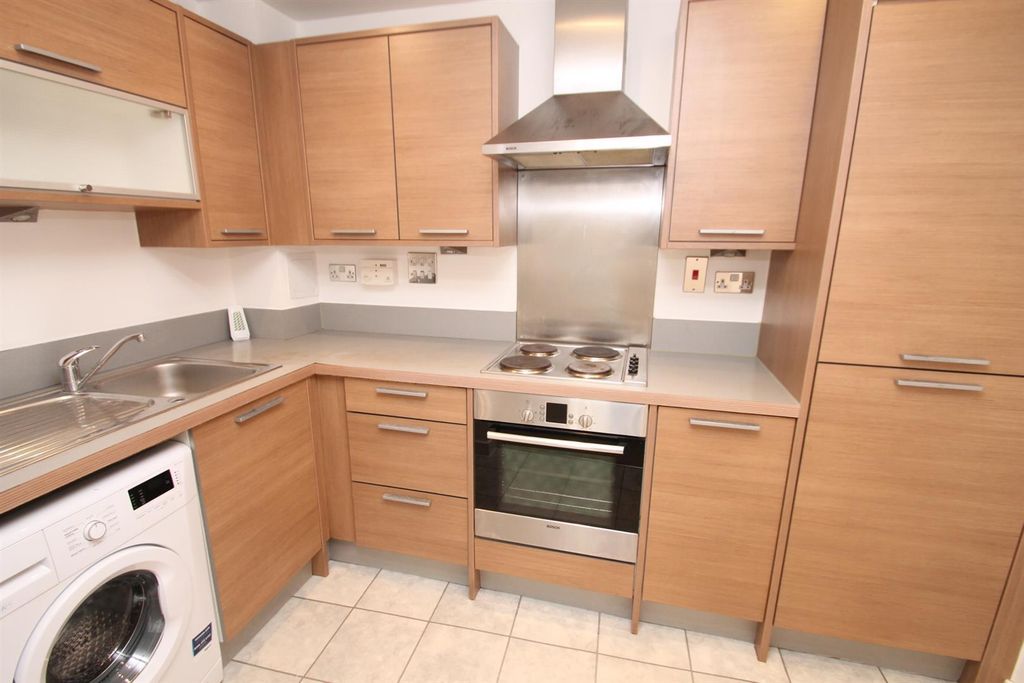 Property photo 2 of 8 2.Jpg