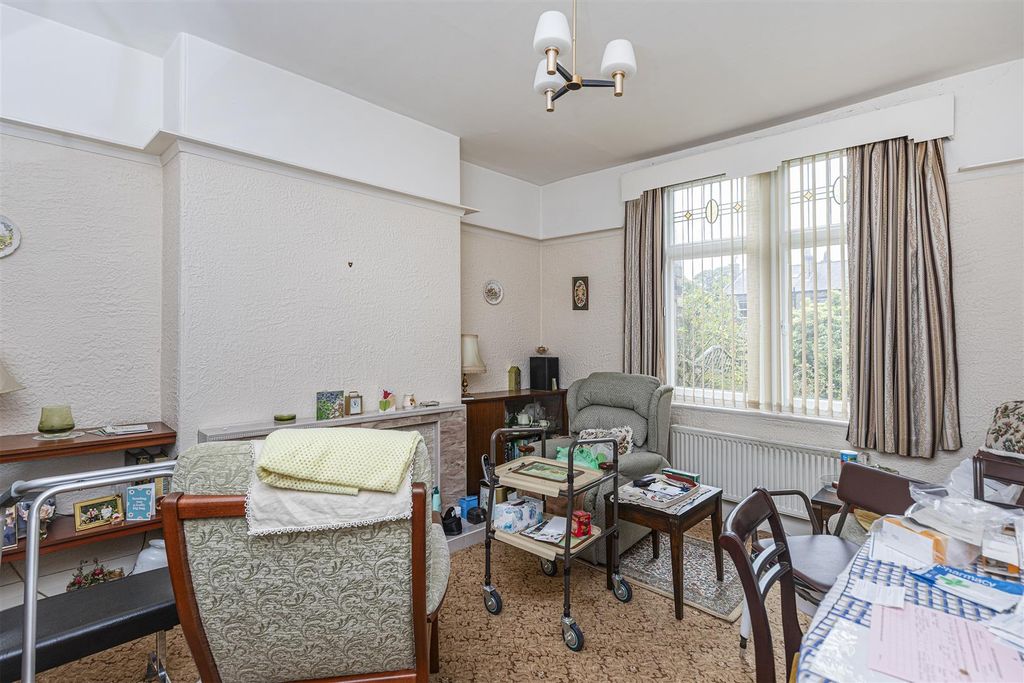 Property photo 3 of 22 Dining Room