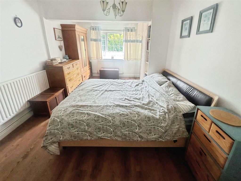 Property photo 3 of 19 Bedroom 1