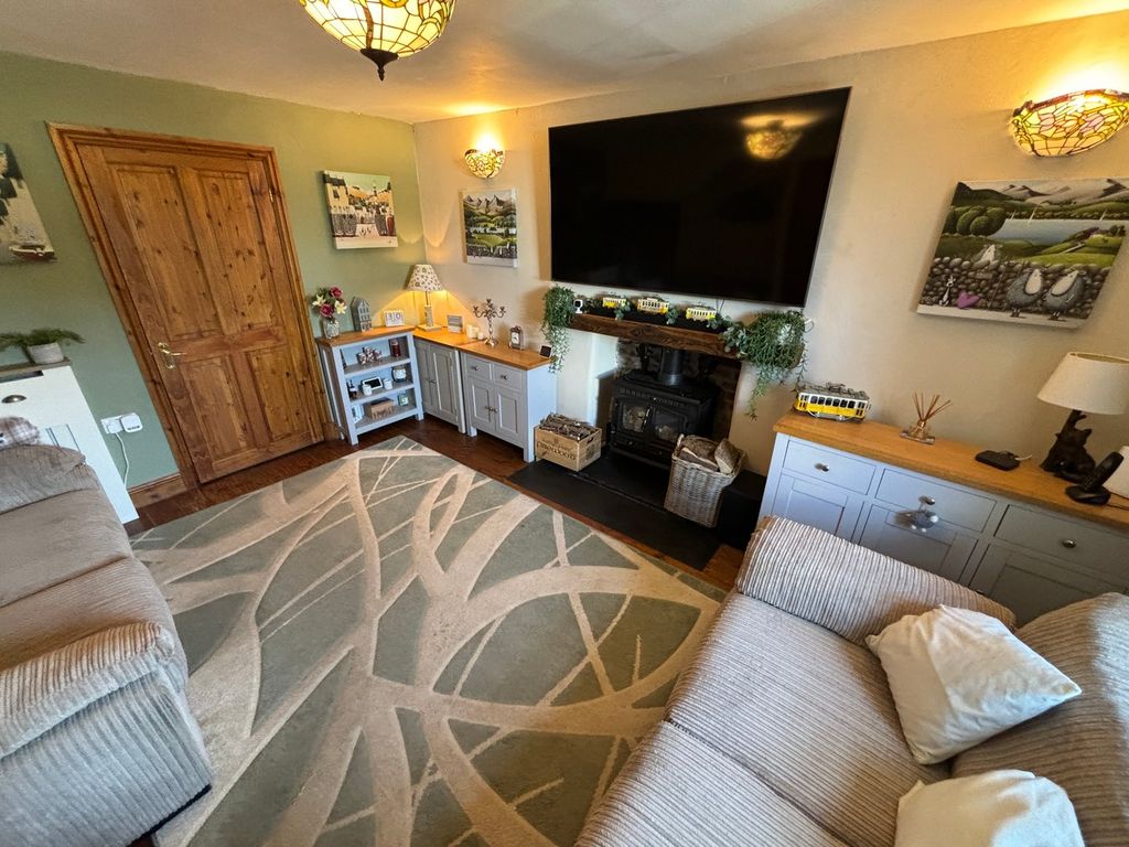 Property photo 3 of 26