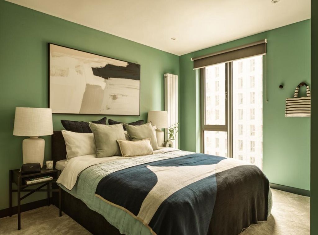 Property photo 2 of 25