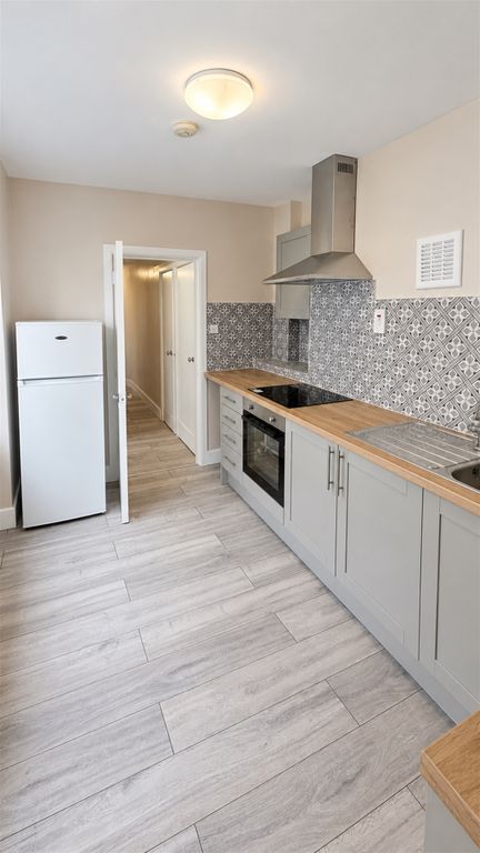Property photo 2 of 17 Kitchen-2-4K