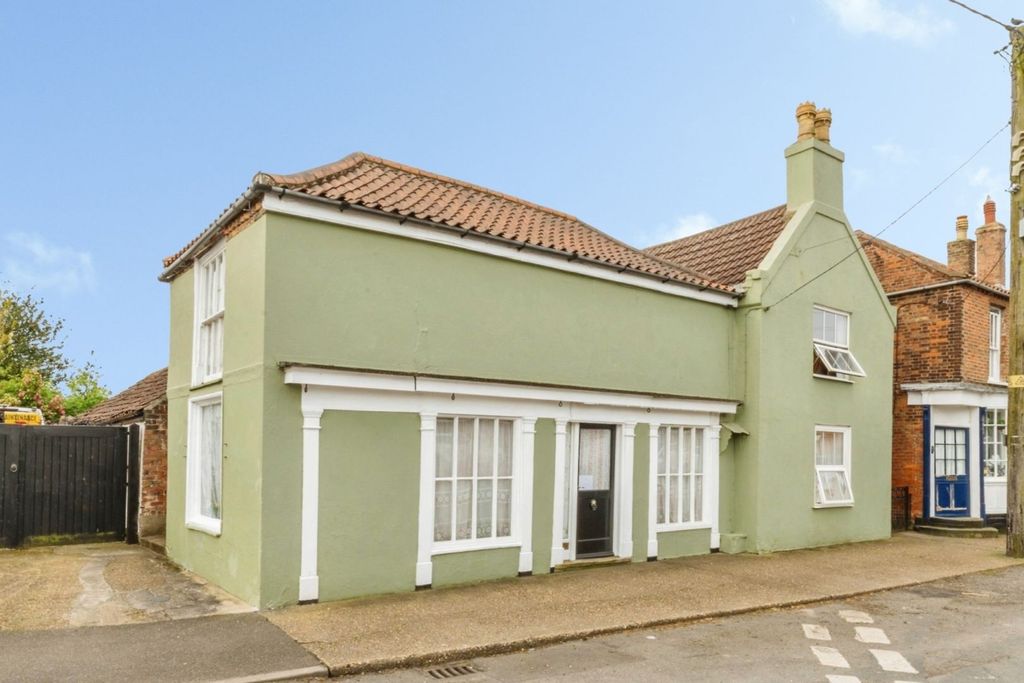 Property photo 1 of 19