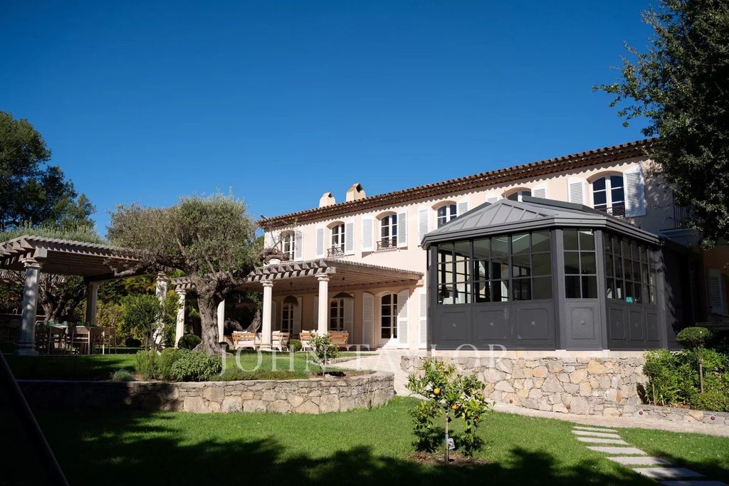 Property photo 1 of 5 Charming Country House In Grimaud