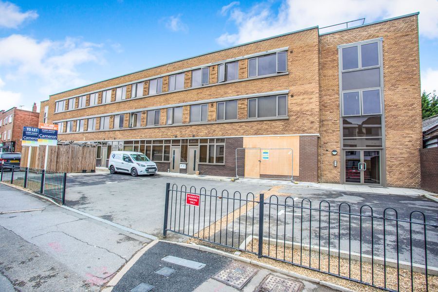 Property photo 1 of 9 Db3d54E3-Aa12-493F-9