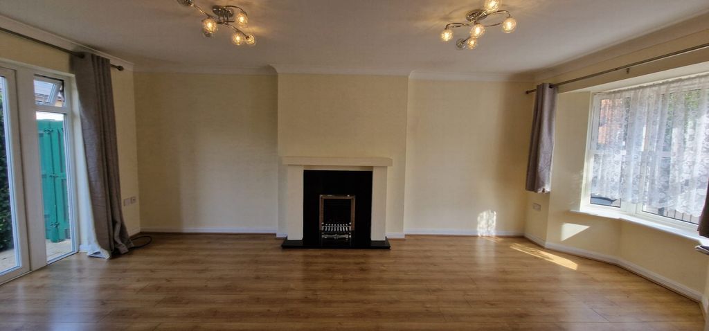 Property photo 2 of 13 Photo 2