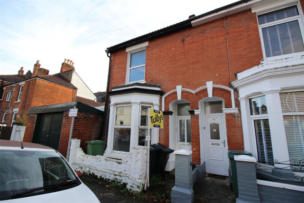 Property photo 1 of 13