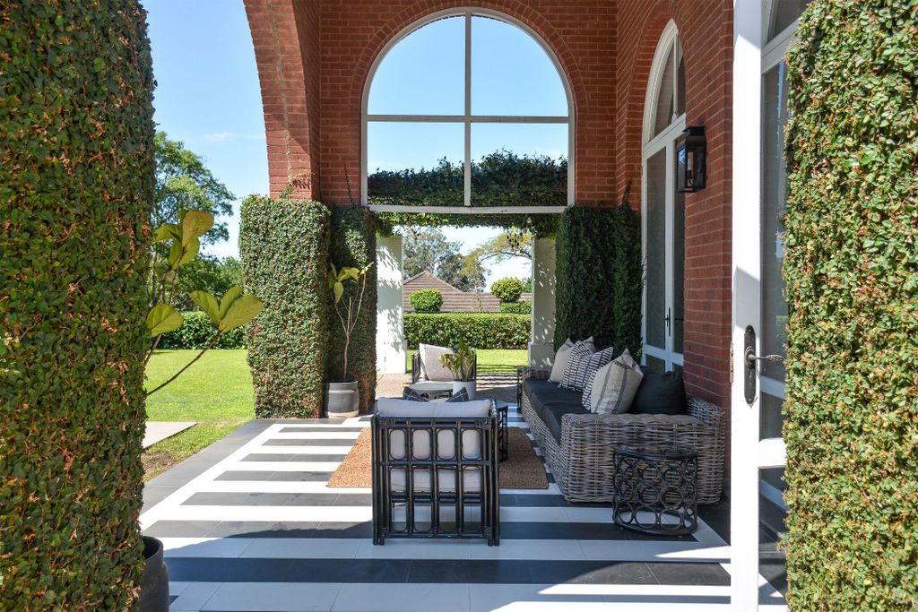 Property photo 3 of 16 1Pm1717142