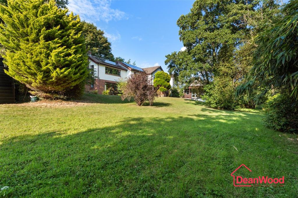 Property photo 2 of 38 Untitled-02.Jpg
