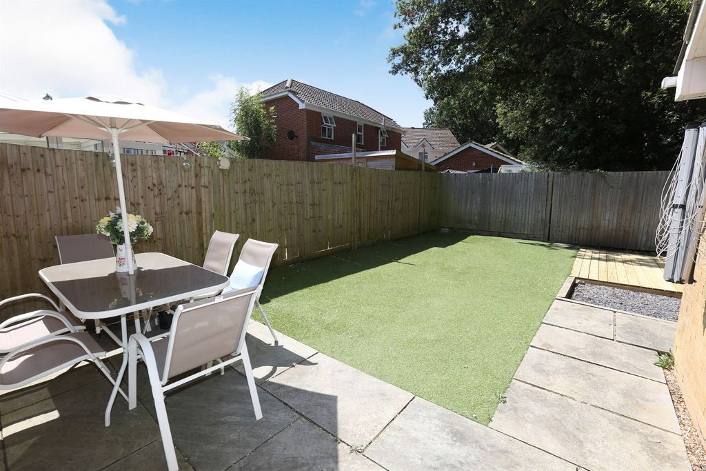 Property photo 3 of 13