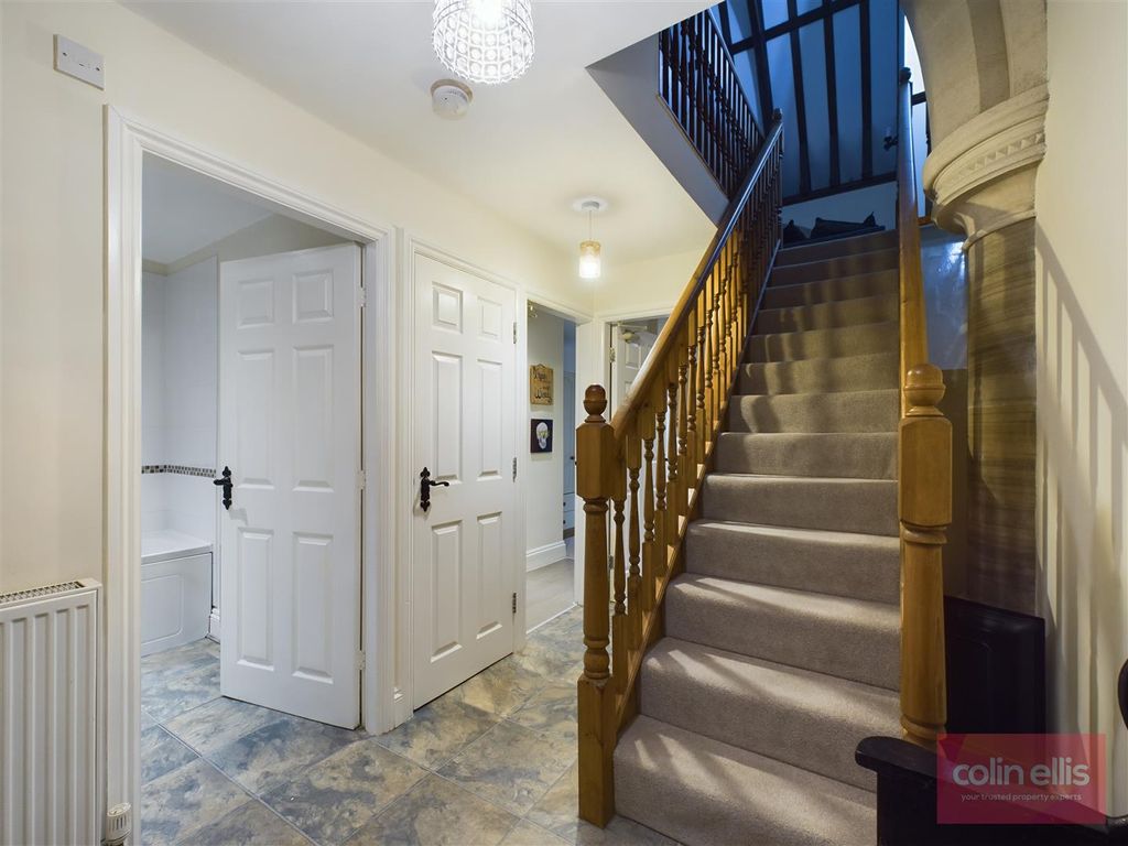 Property photo 3 of 16 Cam05075G0-Pr0010-Still007.Jpg