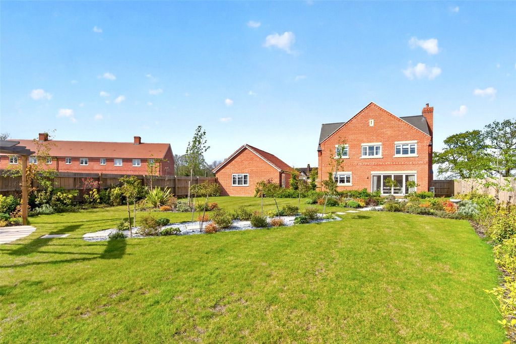 Property photo 3 of 24 Picture No. 91