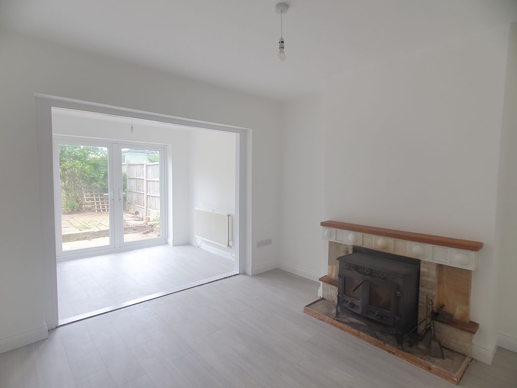 Property photo 2 of 8 Photo 2