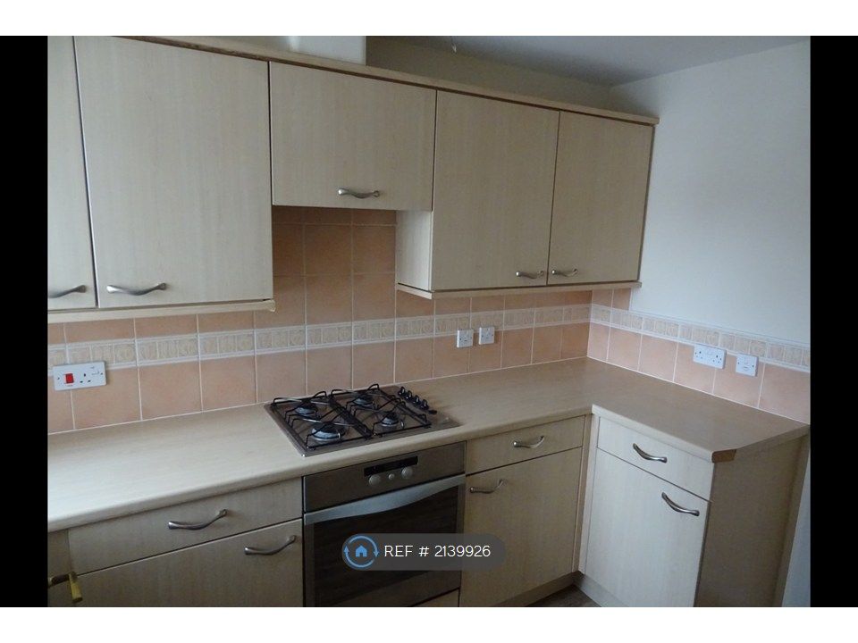 Property photo 1 of 8 Kitchen