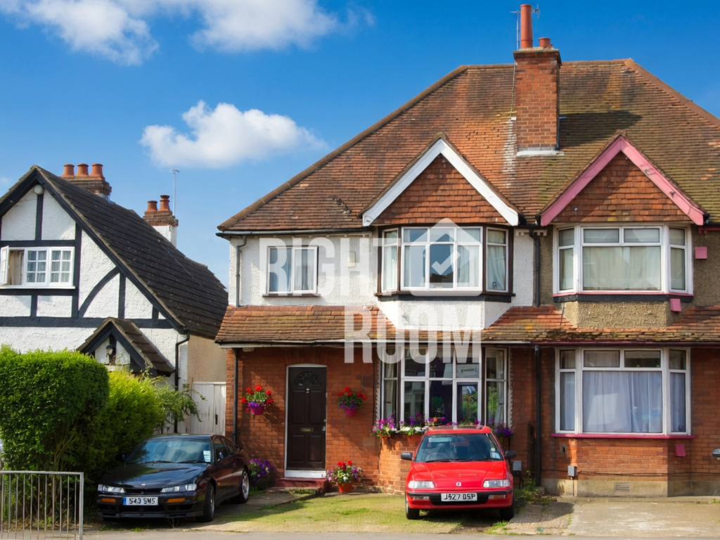 Property photo 3 of 6