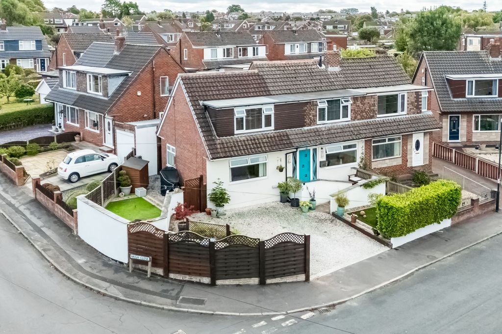 Property photo 1 of 43