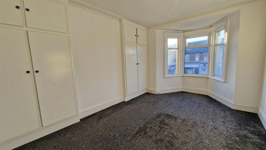 Property photo 3 of 10 20251128_143533A.Jpg