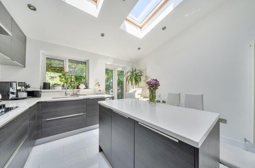 Property photo 3 of 25 1467652-23-6A32A30E718A6.Jpg