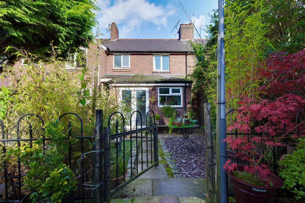Property photo 2 of 13