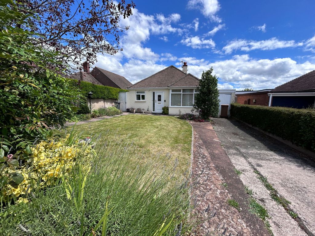Property photo 2 of 20