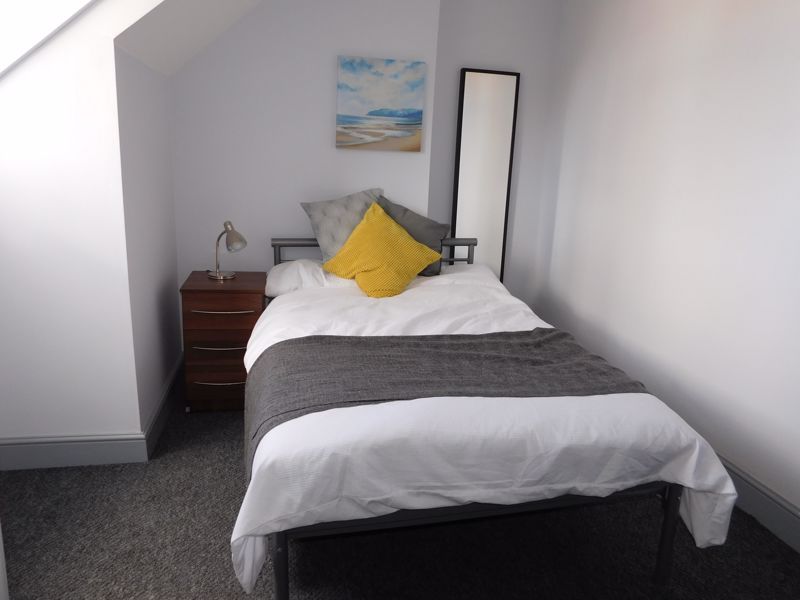 Property photo 2 of 5 Photo 7