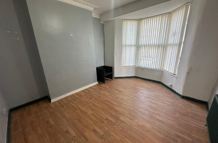 Property photo 3 of 9