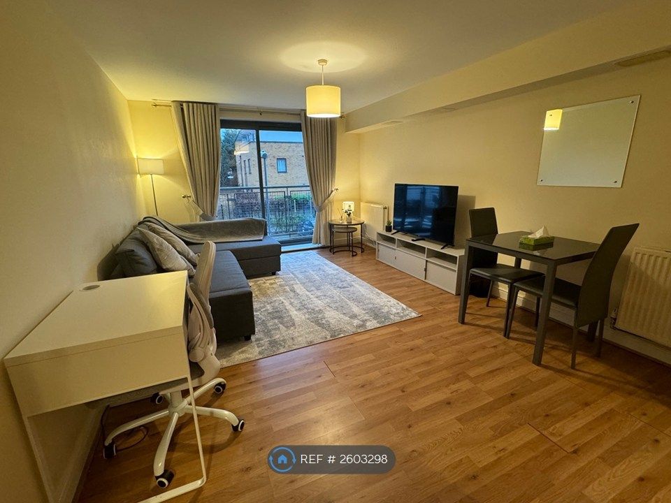 Property photo 3 of 10