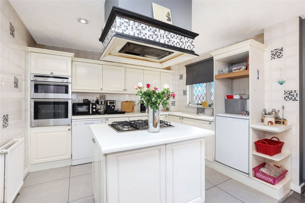 Property photo 3 of 21 Picture No. 07