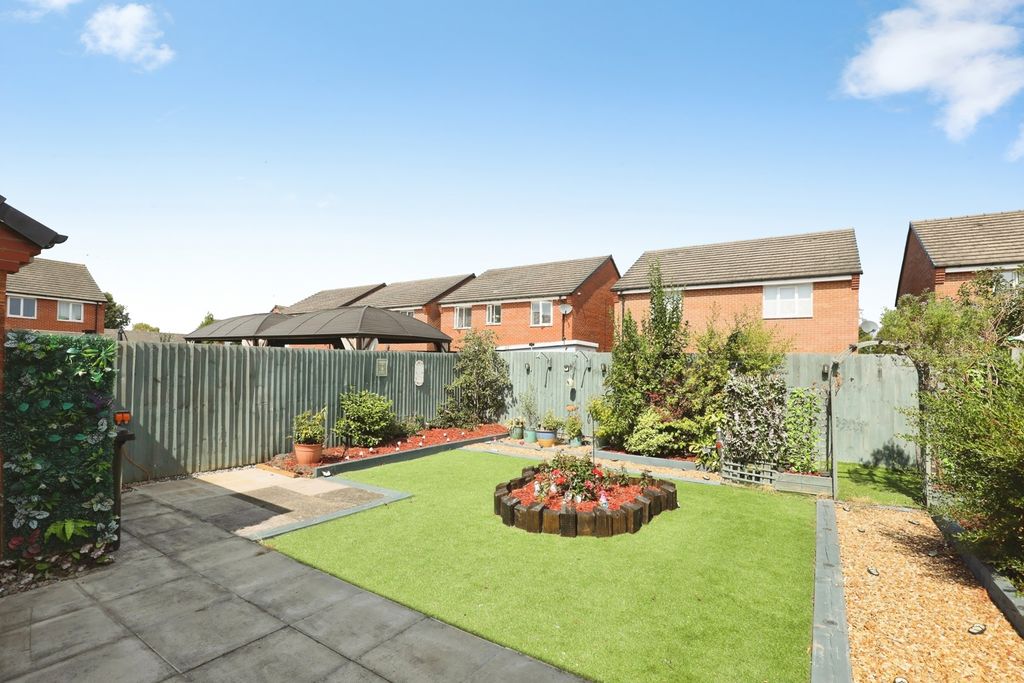 Property photo 3 of 20 Pbox-Img.Jpg