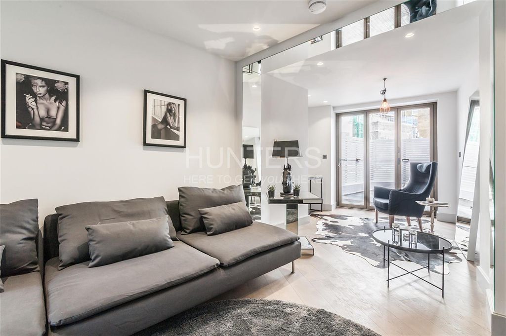 Property photo 2 of 23