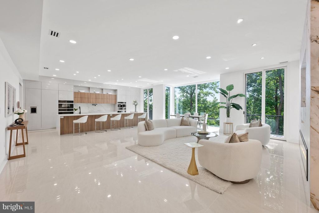 Property photo 3 of 21 <Alttext/>