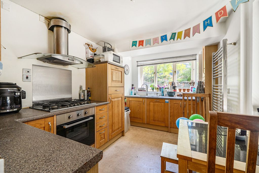 Property photo 2 of 20 1448788-3-69F1E47...
