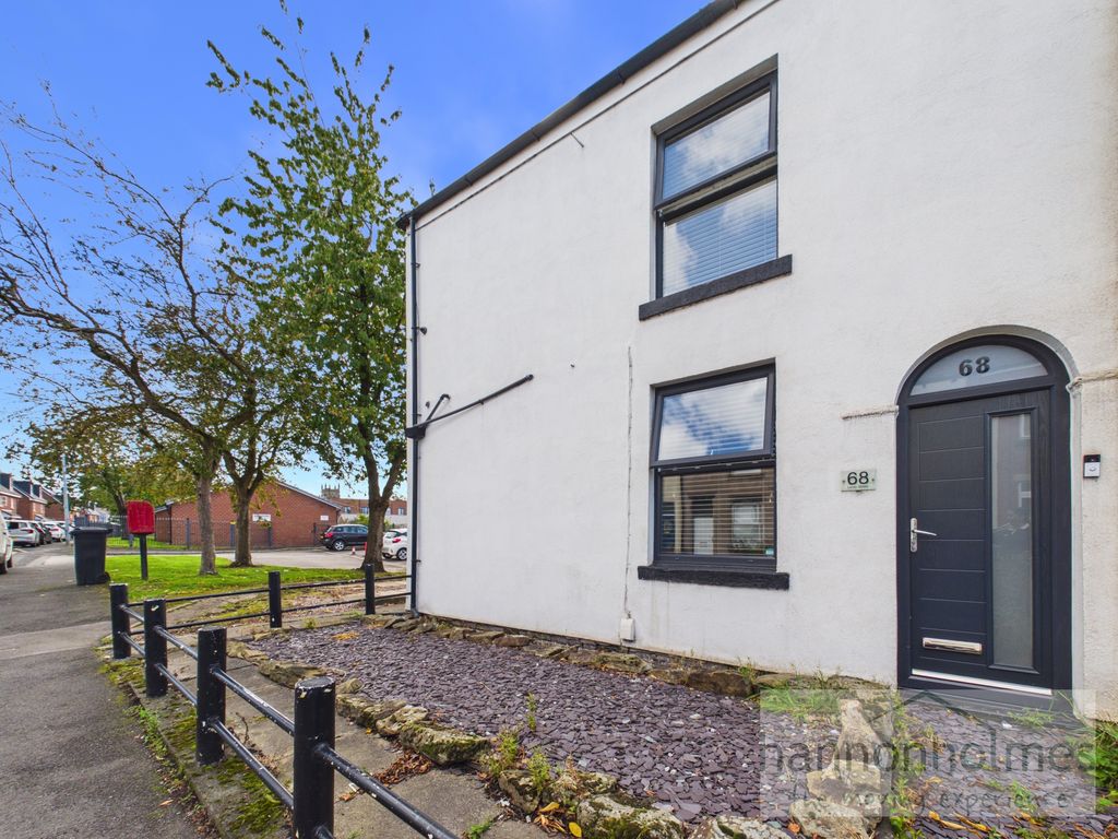 Property photo 1 of 32 Cam05283G0-Pr0247-Still030