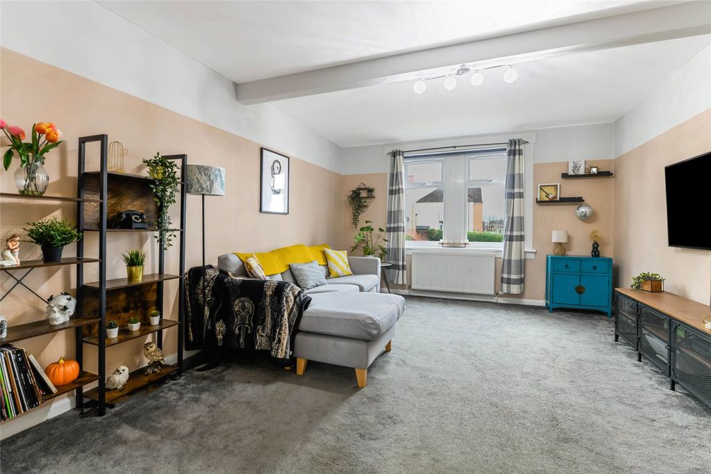 Property photo 3 of 23 Picture No. 24