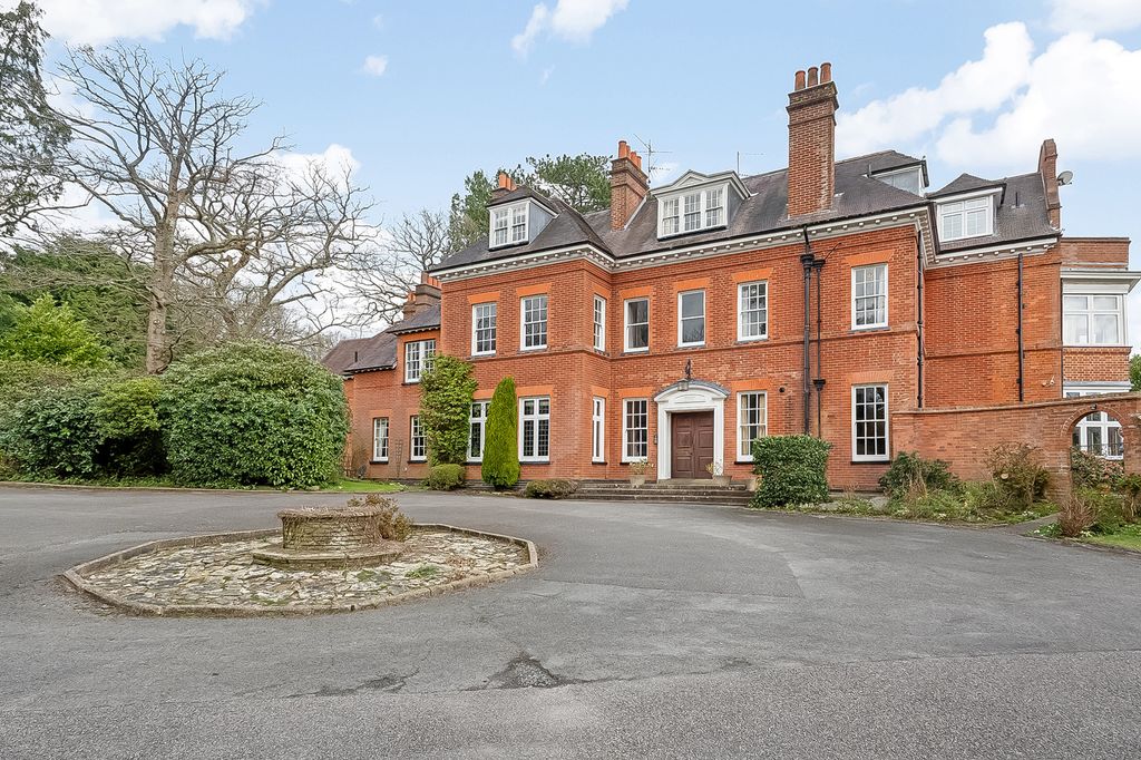 Property photo 1 of 19