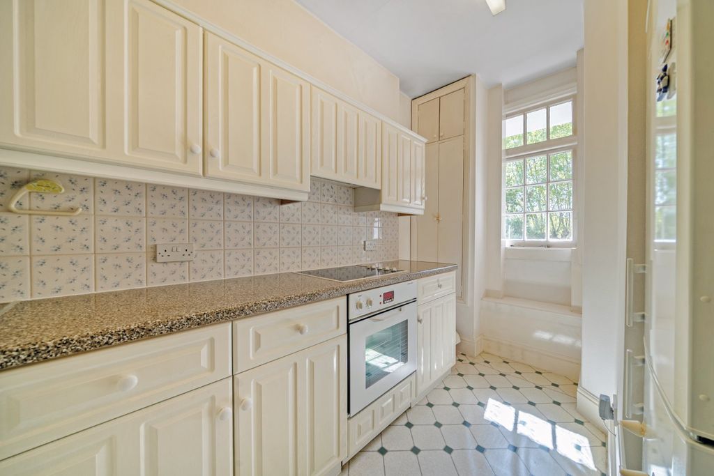 Property photo 3 of 17 Picture No. 04