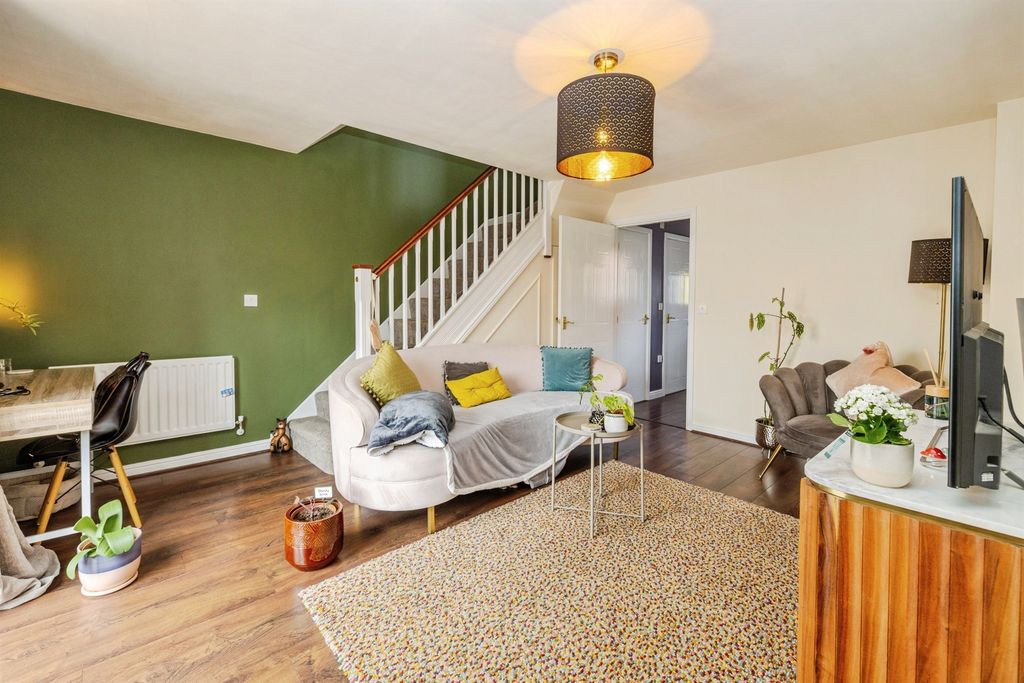 Property photo 3 of 15