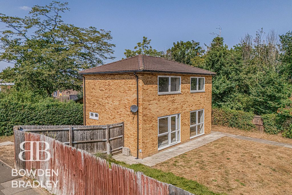 Property photo 1 of 21