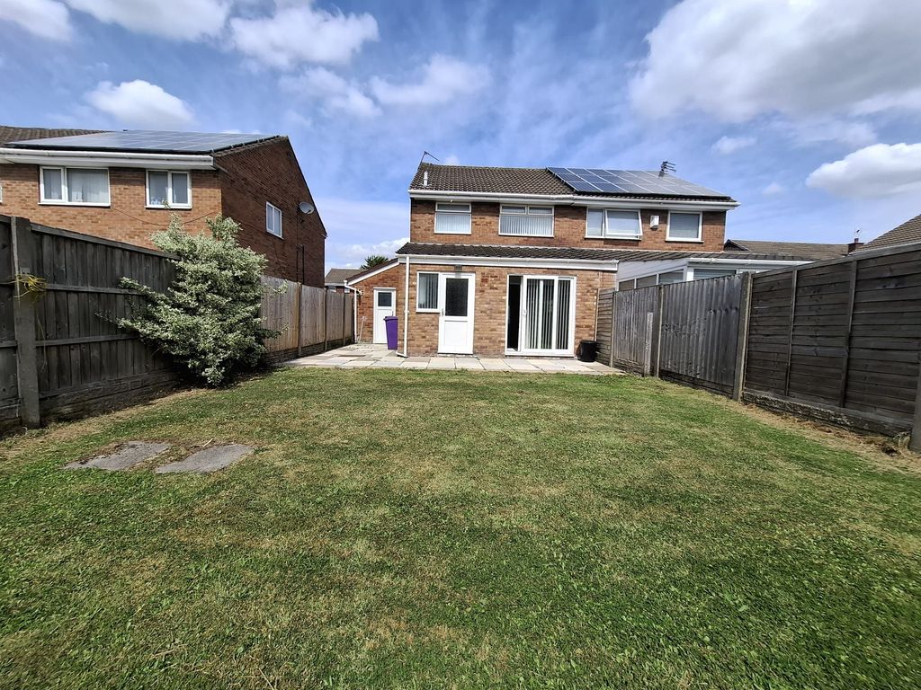 Property photo 2 of 15 Photo 16