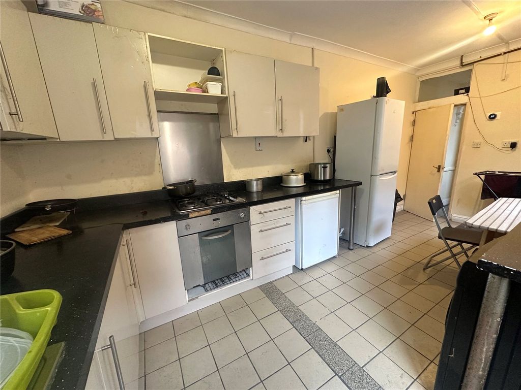 Property photo 2 of 11 Picture No. 04