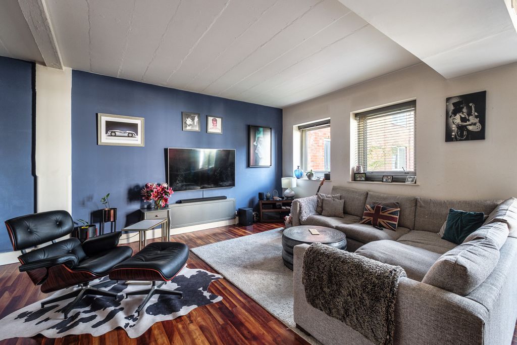 Property photo 1 of 20 Sunlight-Square-7-1_54923097944_O.Jpg